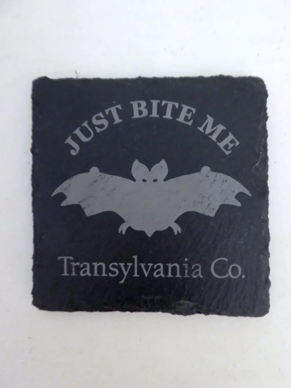 NEW 4” HALLOWEEN SLATE STONE DRINK COCKTAIL COASTER BAT TRANSYLVANIA DRACULA
